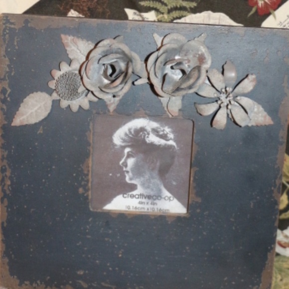 VINTAGE STYLE UNIQUE METAL-WORK PHOTO FRAME NWT - Picture 5 of 5